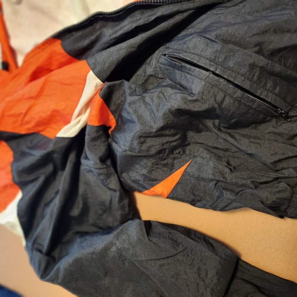 Vintage BAW Athletic Wear Windbreaker RARE Isle Of Capri Casino Edition! - Picture 9 of 13